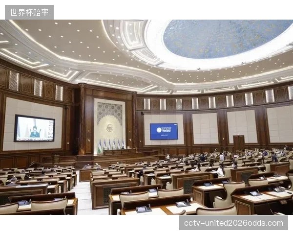 乌兹别克斯坦需为球员进行心理建设，将外界的巨大期望转化为场上动力。
